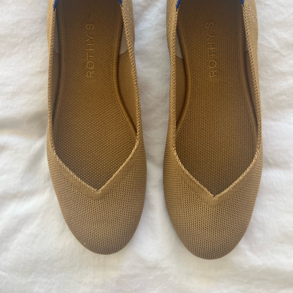 Rothy’s The Flat. Camel. SZ 8. Great condition